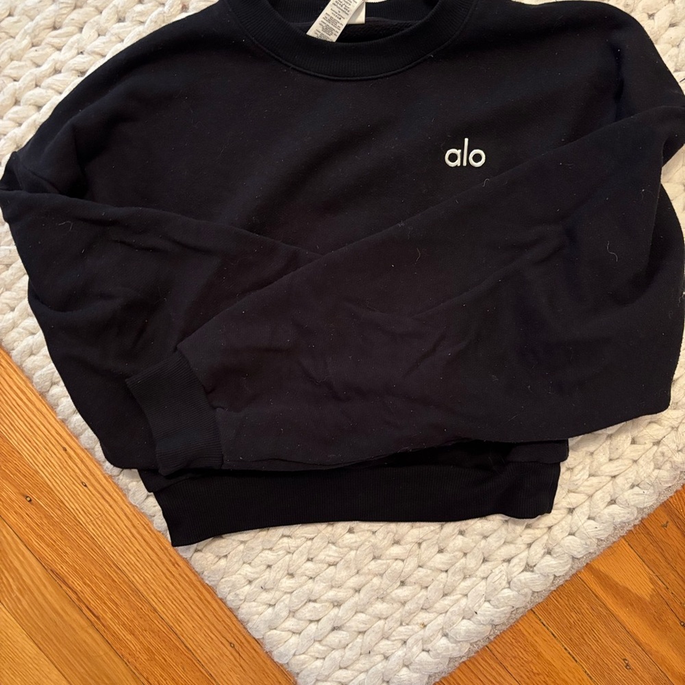 ALO Yoga Women's Black Cropped Crewneck Sweatshirt - Picture 4 of 4